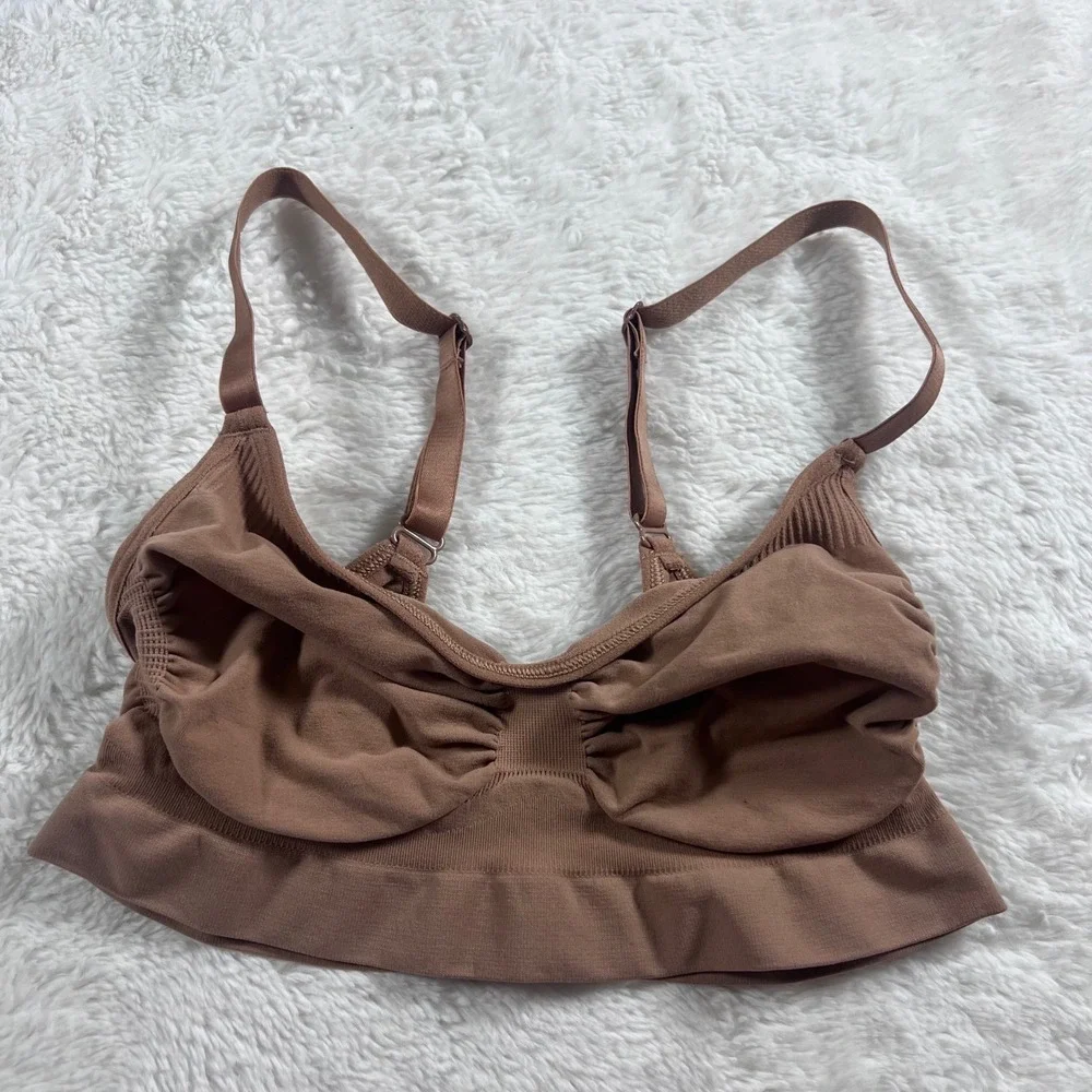 SKIMS Sculpting Bralette Cocoa Brown Ruched Seamless Bra S/M SM-BRA-0112 NWOT - Picture 6 of 9